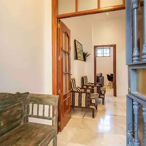 luxury-apartamento-sevilla-centro-triana.es-andalucia.com/