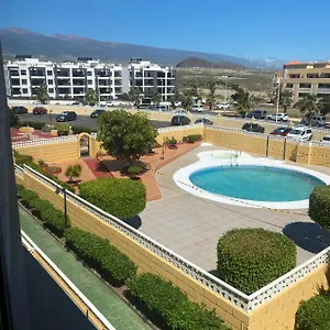 el-medano-suite.adeje-hotels.com/